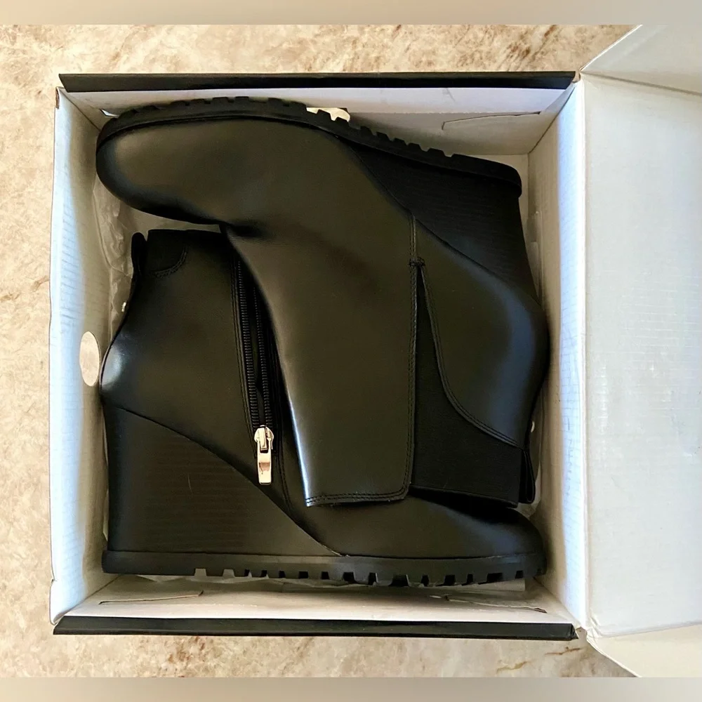 🟠 NINE WEST LEATHER CURTIS WEDGE ANKLE BOOTIE - BRAND NEW - WOMENS SIZE 9.5 🟠 - Picture 6 of 8